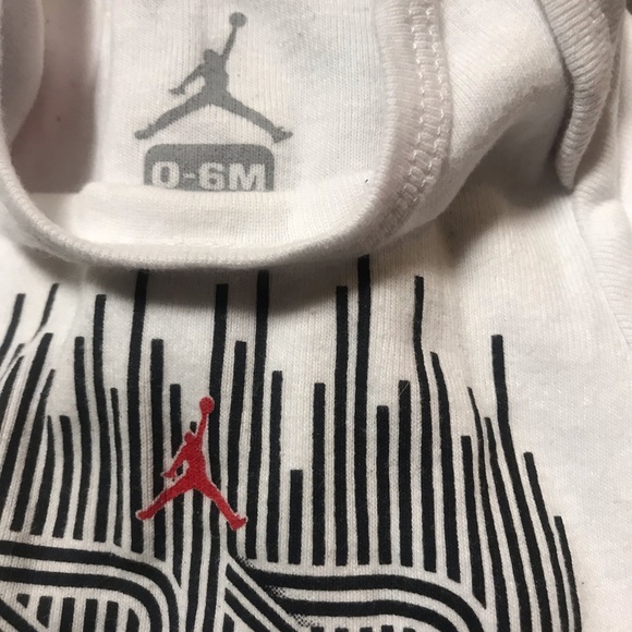 Michael Jordan 0-3 months baby onsie - Picture 2 of 2